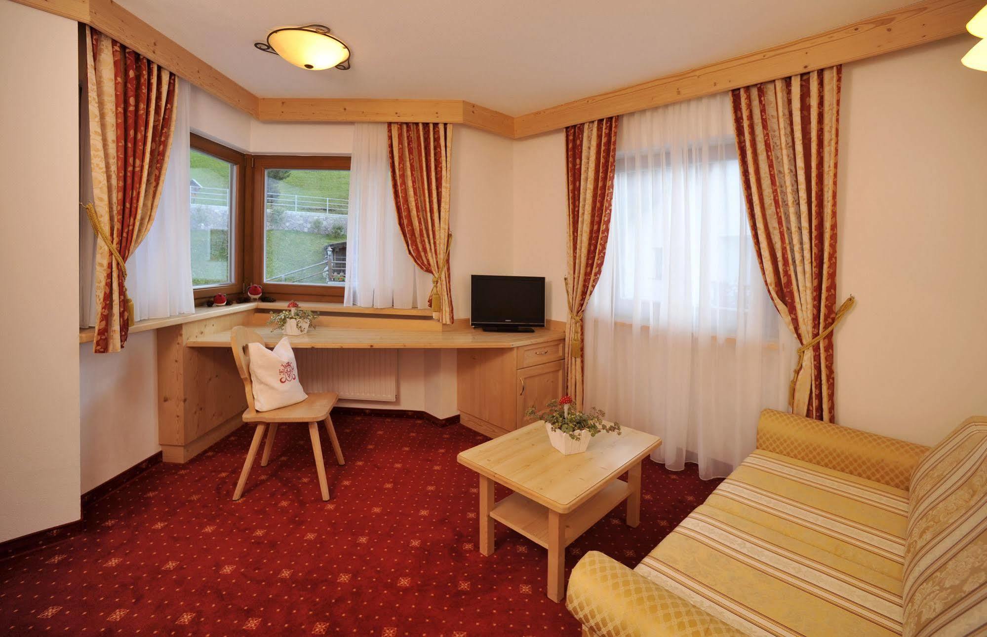 Hotel Digon Ortisei Eksteriør billede